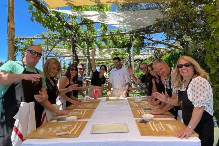 Positano: lekcja gotowania i degustacja vista li Galli