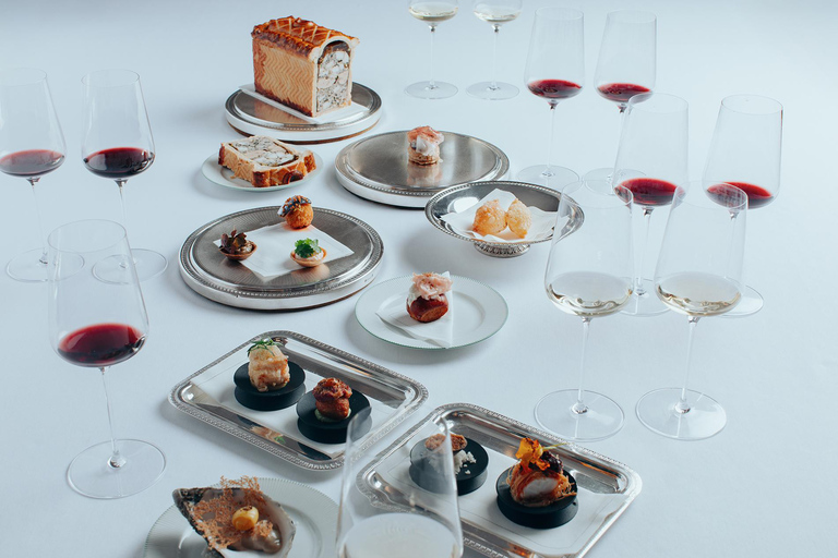 Parigi: degustazione di 6 vini pregiati con abbinamenti stellati MichelinParigi: degustazione di 6 vini pregiati con abbinamenti stellati