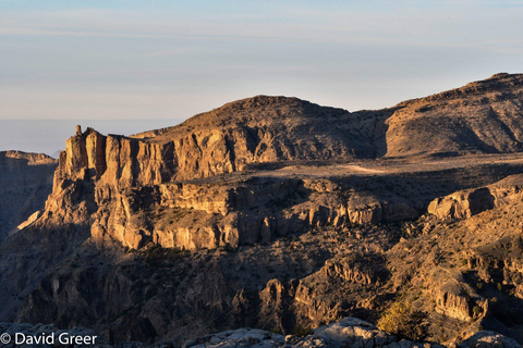 Oman: 5-Day Adventure Tour with Forts, Souqs & Mountains