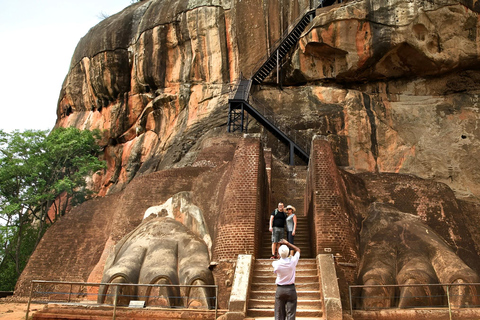 From Colombo: 5-Day Private Sri Lanka Tour with Driver