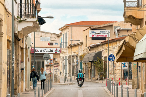 Au départ de Paphos : visite guidée de Limassol avec Kourion et KolossiVisite guidée de Limassol avec Kourion et le château de Kolossi