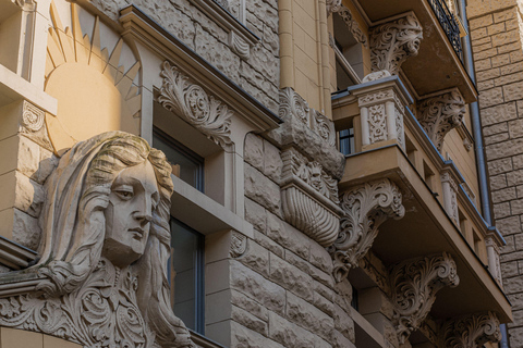 Riga Art Nouveau Guided Tour with Unique Food Tasting