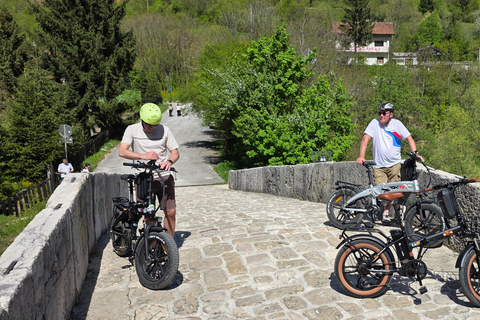 Sarajevo: E-Bike Tour Exploring Sarajevo City New County