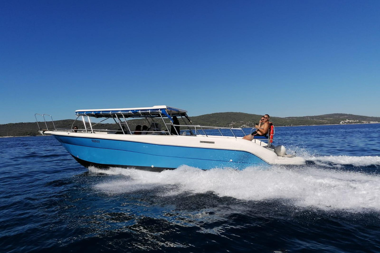 Excursión a la Cueva Azul y la Isla de Hvar desde Split