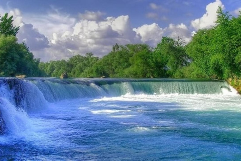 Side: All-Inclusive Cabrio Bus Tour Around Green Canyon/Lake