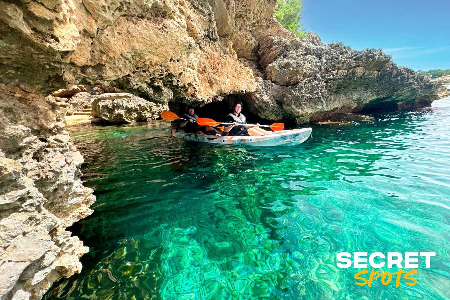 Alcudia: Kayak Tour with Snorkel & Sea Cave Swim