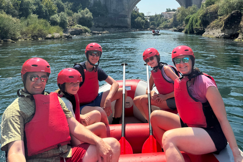 موستار: مغامرة التجديف في نهر نيريتفا