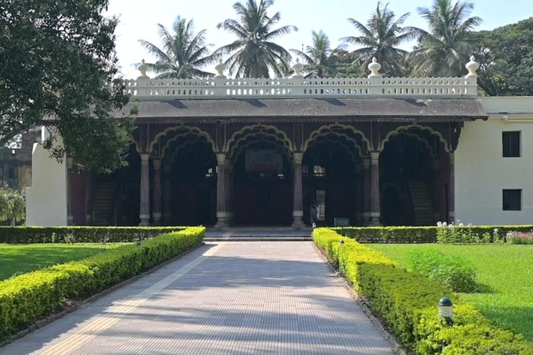 Bangalore: passeio guiado a péBangalore: Passeio a pé com guia