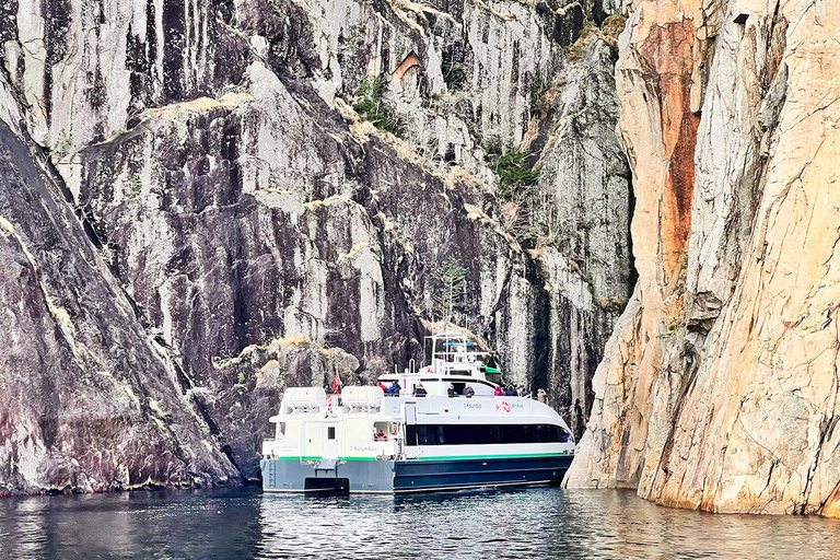 Stavanger: Fjord Cruise to Lysefjord and Pulpit Rock