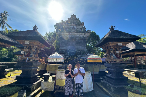 Mengening Temple: What Melukat Actually Feels Like