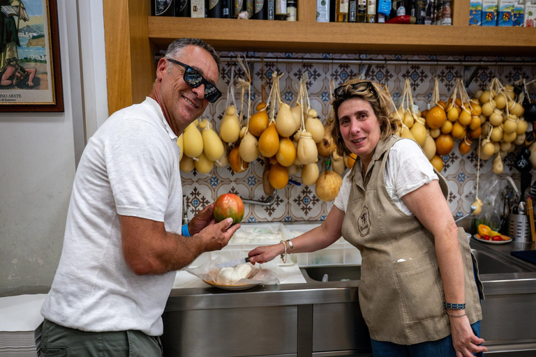 Sorrento: Authentic Food and Wine Tour with a Local Guide