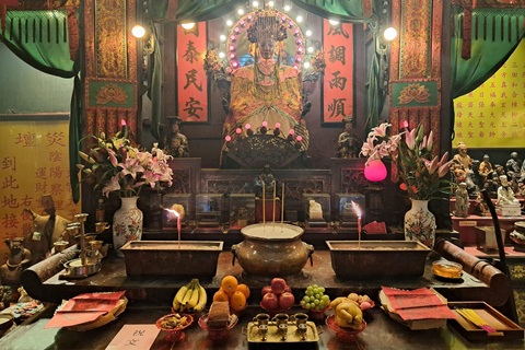 (H5)Hong Kong: Kowloon Guided Tour with Street Food Tasting