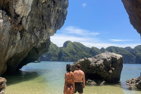 Hanoi/Cat Ba: Lan Ha Bay tour & transfer to Ninh Binh 1 day Pick up and drop off Hanoi