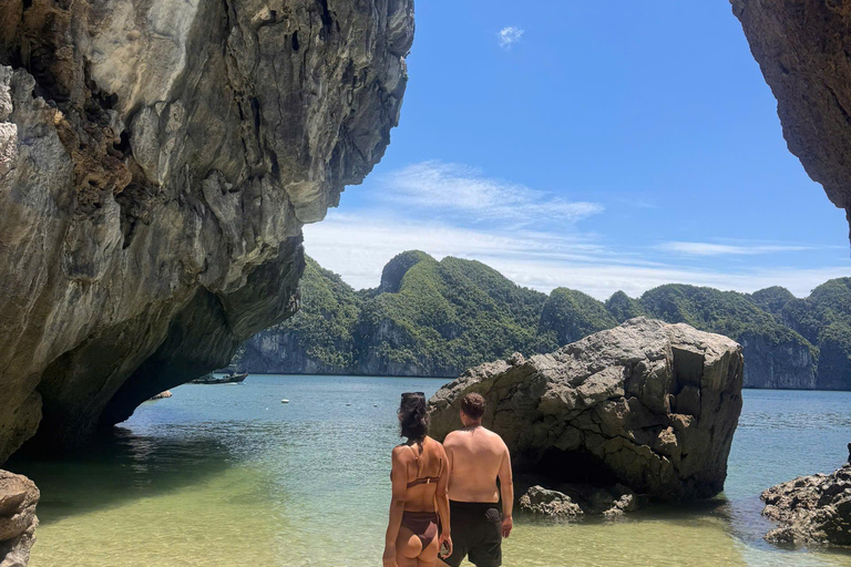 Hanoi/Cat Ba: Lan Ha Bay tour & transfer to Ninh Binh 1 day Pick up and drop off Hanoi