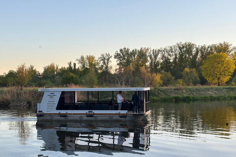 Wroclaw: Floating Café Cruise on the Oder River