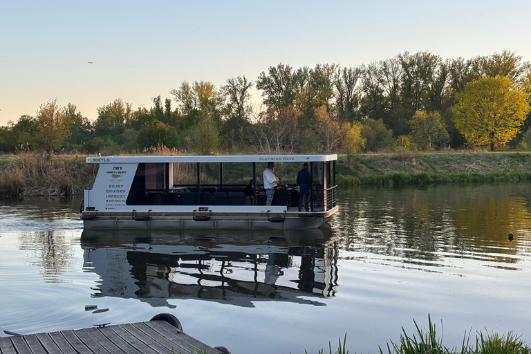 Wroclaw: Floating Café Cruise on the Oder River