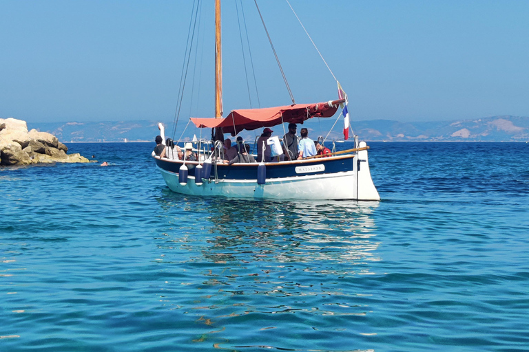 Marseille Boat Tour - See Marseille from the sea in a Pointu Marseille Boat Tour - High Season Rates