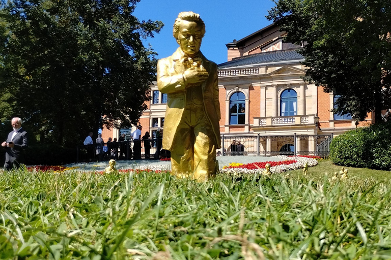 Bayreuth: Guided tour of the life and work of Richard Wagner 5 amazing facts about Richard Wagner that you probably don't know.