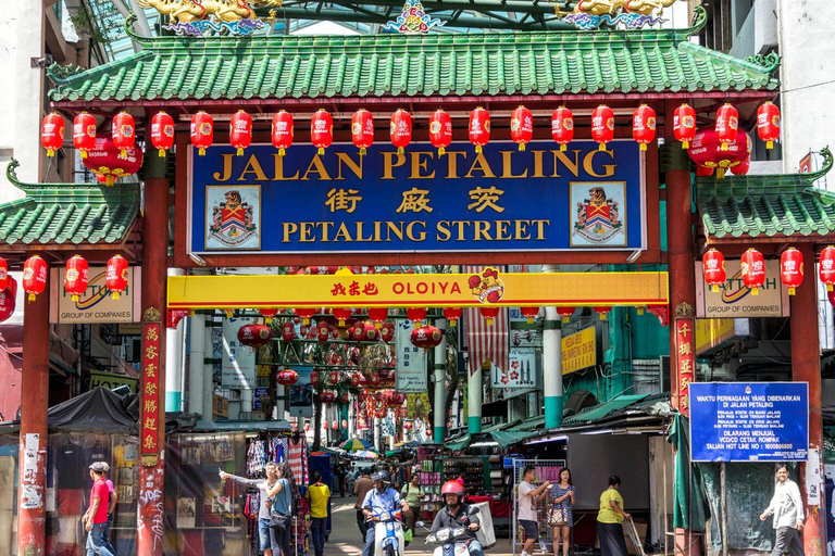 Kuala Lumpur: 30 Attractions Across 3 Eras
