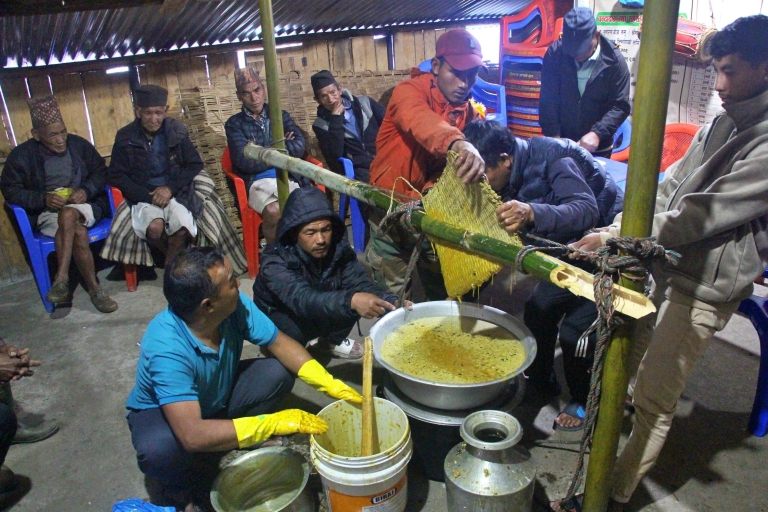 Vanuit Kathmandu: 5 daagse honingjachttocht (Lumjung)