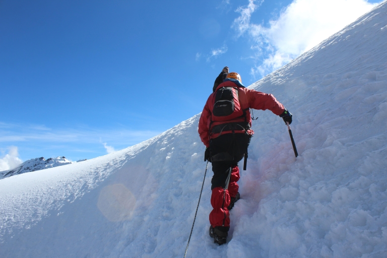 Desde Ancash: Ascenso al Nevado/Pico Mateo |Día Completo|