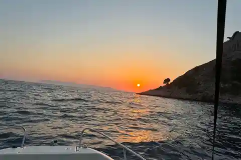 Makarska: Sunset private boat tour from Makarska