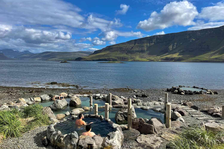 Depuis Reykjavik : Source thermale de Hvammsvík avec transport