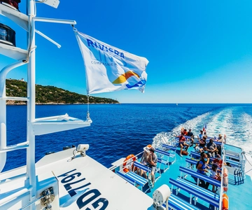 Da Nizza: Transfer di andata e ritorno per Saint Tropez in barca