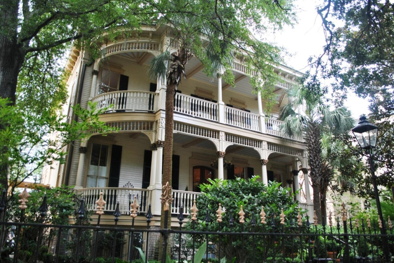 From Charleston: Savannah Historic District Day Tour