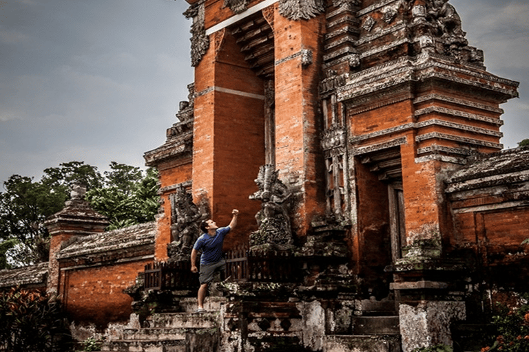 Ubud:Art Village, MonkeyForest, RiceField, & Bali Swing Tour