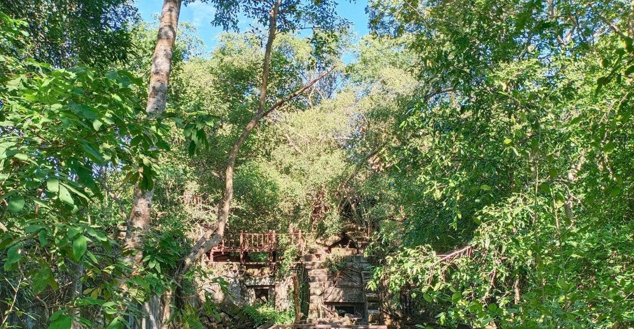 Private One Day Trip To Banteay Srei, Beng Mealea and Rolous - Housity