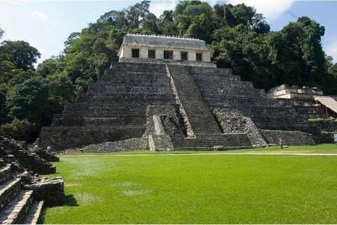 Archeologische site van Palenque vanuit Villahermosa of luchthavenPalenque Site+ Agua Azul valt 2024