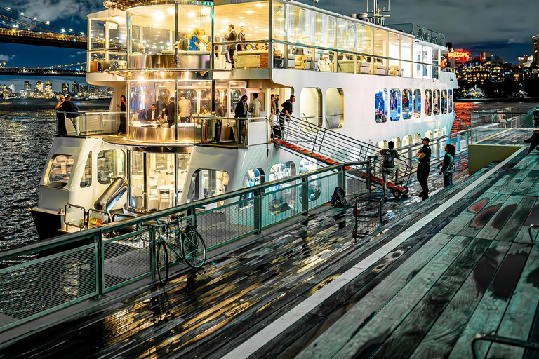 Nova Iorque: Cruzeiro com jantar de assinatura no EternityExperiência no convés principal