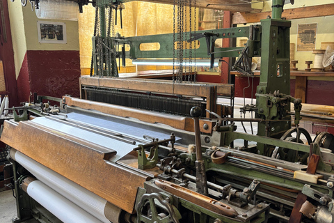 Soierie Vivante's weaving workshops : tours and demos