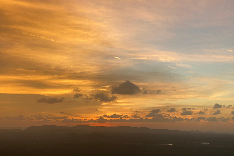 Sigiriya en Dambulla Privé Dagvullende TourTour vanuit het Negombo-gebied