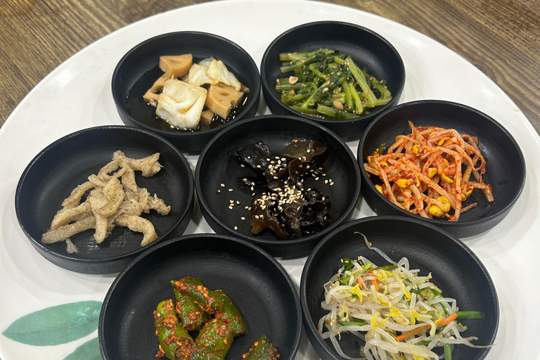 سيول: تجربة &quot;جانغ&quot; الكورية ورحلة صحية مع عشاءيانغبيونغ: تجارب الذواقة والعافية في يوم واحد.