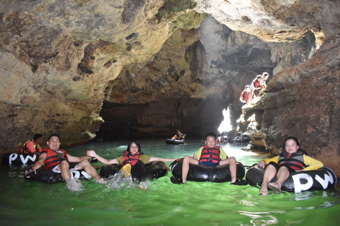 Yogyakarta : resa till Pindul och Timang beach