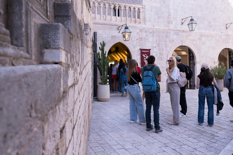 Dubrovnik Food Tour: Local Dishes & City Stories Tour in Spanish