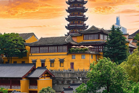 Nanjing: Ancient Jiming Temple, Cherry Trees, and Lake Views Nanjing: Thousand-Year-Old Jiming Temple, Cherry Trees, and Lake Views