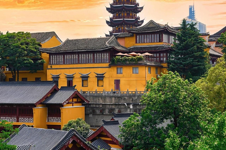 Nanjing: Ancient Jiming Temple, Cherry Trees, and Lake Views Nanjing: Thousand-Year-Old Jiming Temple, Cherry Trees, and Lake Views