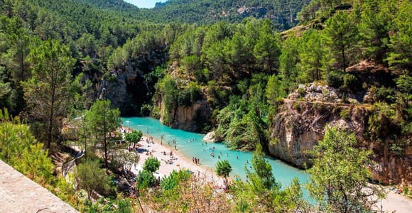 From Valencia: Montanejos Tour with Guided Hike