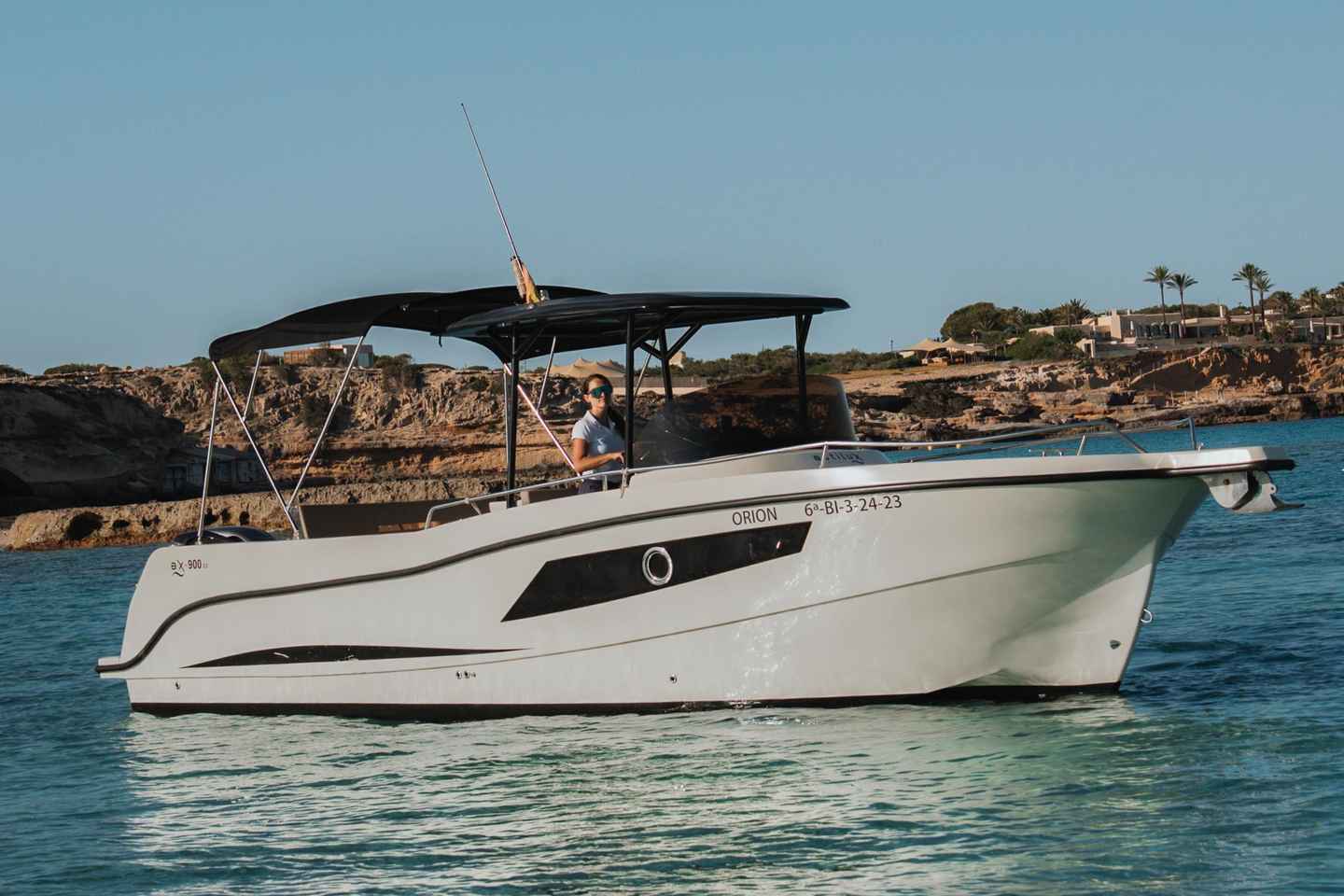 Ibiza: Private Boat Tour with Snorkeling and Drinks - Ibiza: Private Boat Tour with Snorkeling and Drinks