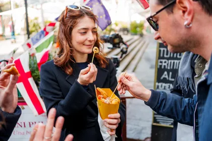 Genua: Eine traditionelle Foodtour mit voller Mahlzeit und Getränken