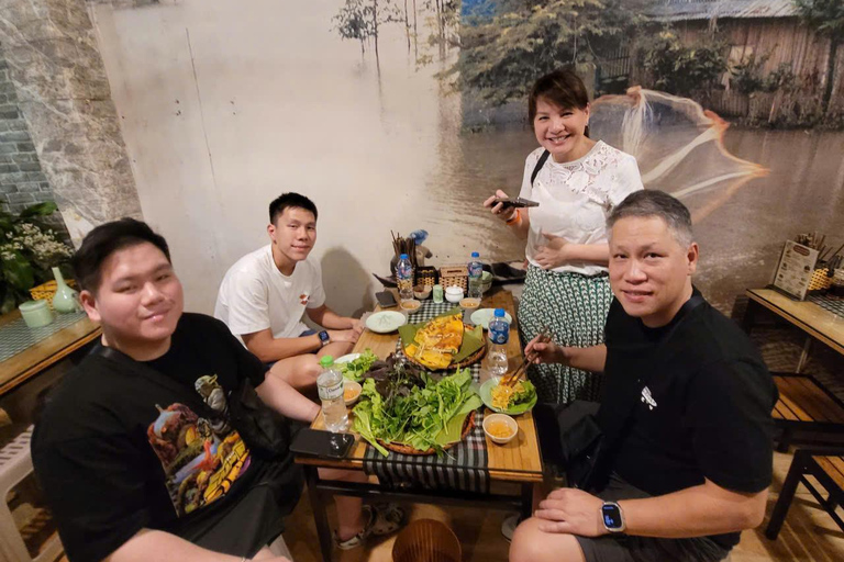 Hanoi: Michelin-Selected Private Street Food Tour Michelin-Selected Private Street Food Tour