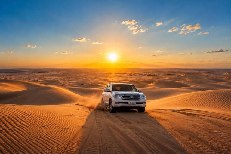 Inland Sea Thrills: Safari, Sandboarding & Camel Ride