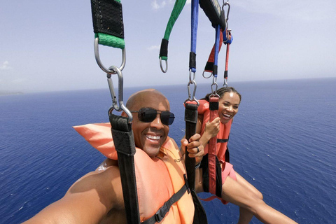 Experiência de Parasailing Privada em Punta Cana