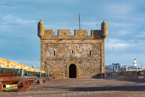 Voyage d'Agadir à Essaouira Visitez la ville ancienne et historique.