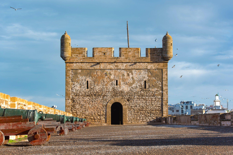 Voyage d'Agadir à Essaouira Visitez la ville ancienne et historique.