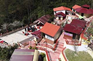 Ab Kathmandu: Forellenangeln und -verkostung in Kakani