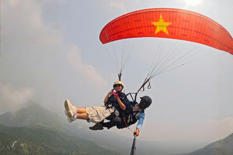 Fly Hanoi: Paragliding with Top Pilots & Roundtrip Transfer Standard Package: Flight with self-transportation